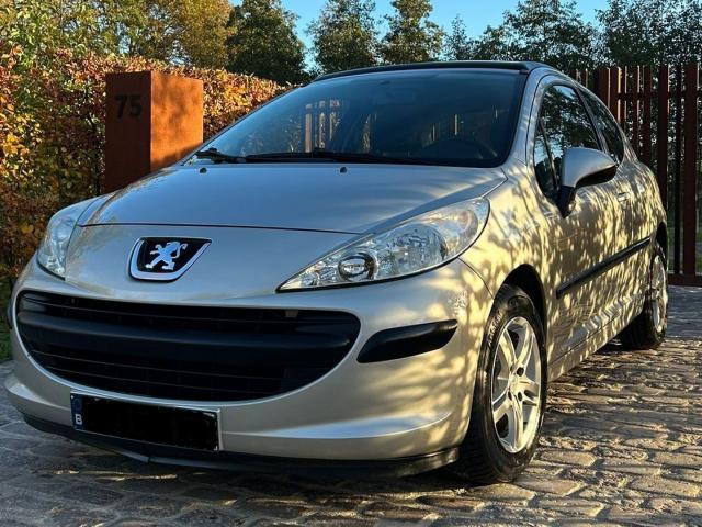 Peugeot 207 1.4i