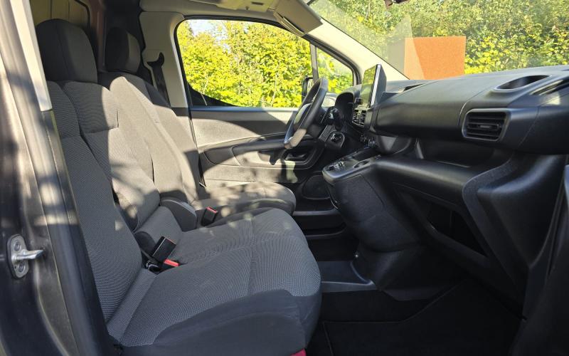 Citroën Berlingo 1.5 HDI Automaat - 3 zitplaatsen (Euro 6if)