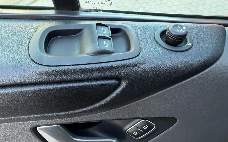 Ford Transit Custom 2.0 TDCi - 9 zitplaatsen